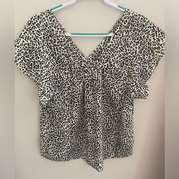 Sanctuary Animal Print Women’s Short Sleeve Blouse XL - Picture 2 of 2